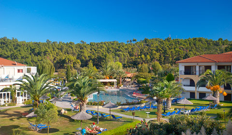 Ранни записвания: 3 нощувки, All Inclusive в хотел Chrousso Village 4*, Халкидики…
